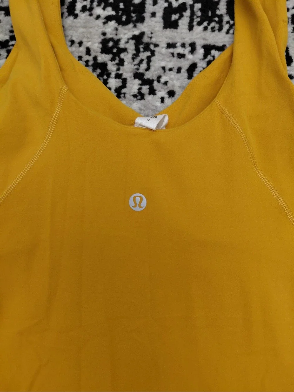 lululemon athletica sleek one